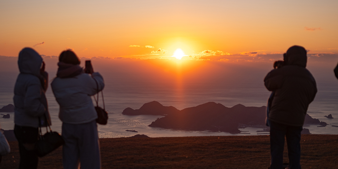鏡山からの初日の出